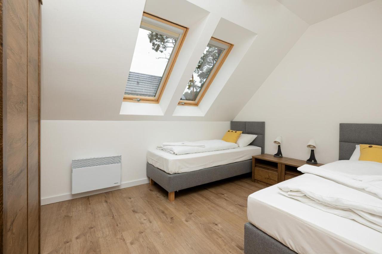Apartamenty Zielona 11 By Noclegi Renters Мендзиводзе Екстериор снимка